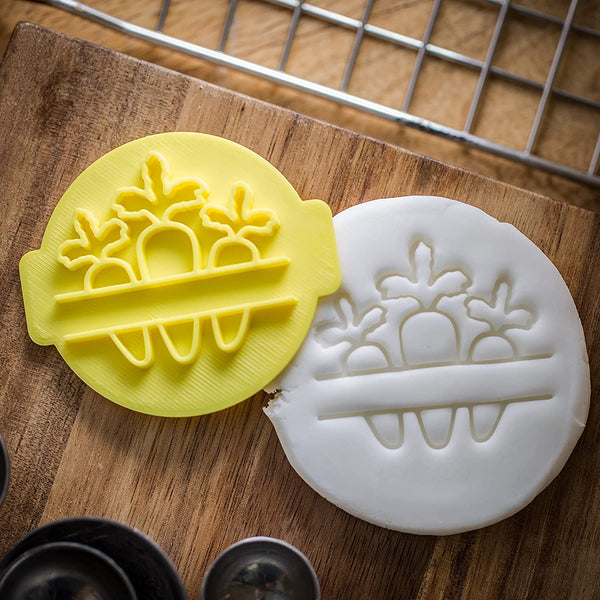 The Cookie Cutter Hub Thank You Embosser No 63 /Stamp for Cupcakes Fondant Icing Clay Cake Baking Decoration
